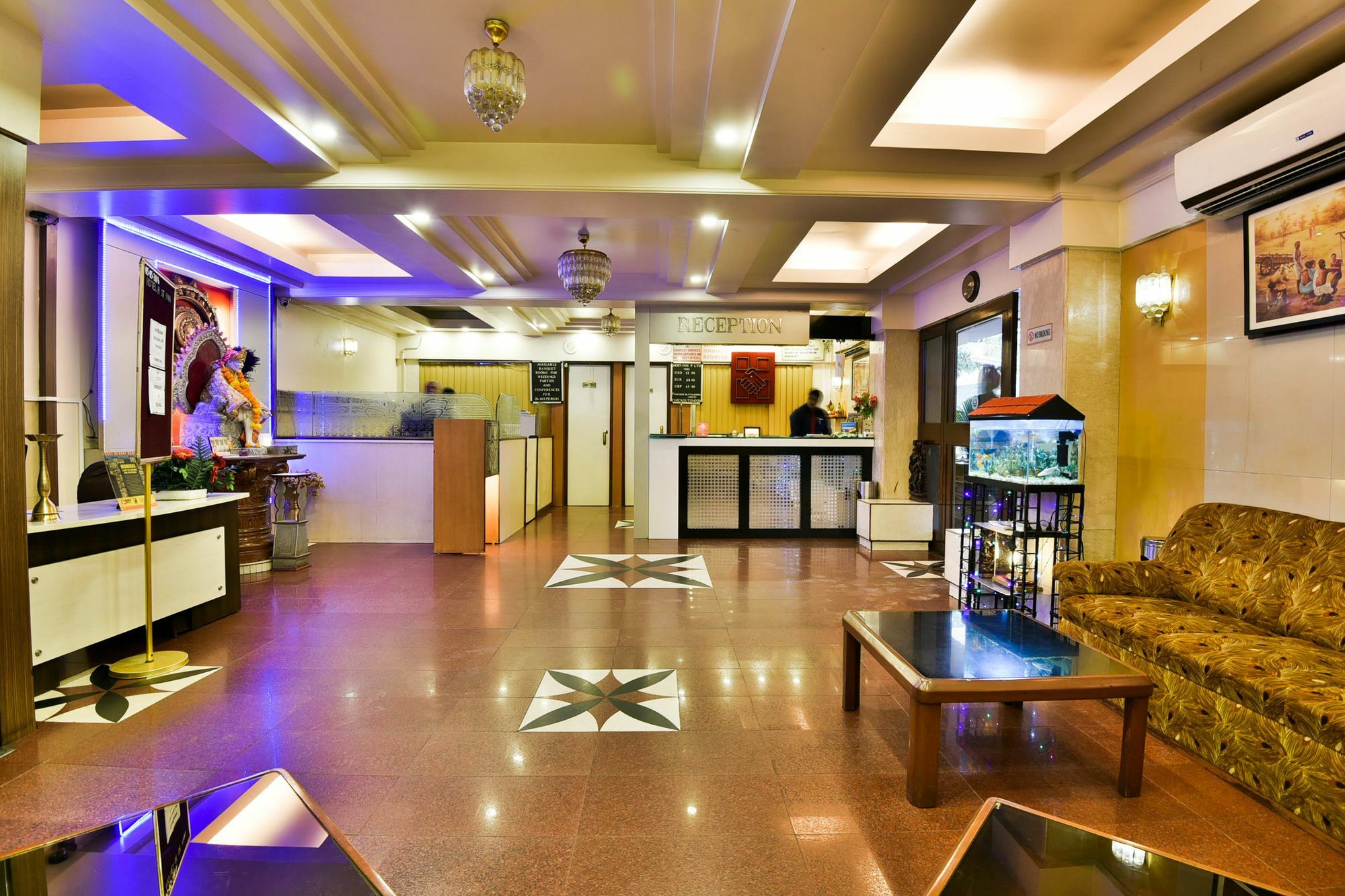 Oyo Flagship 561 Host Inn Bombay Eksteriør billede